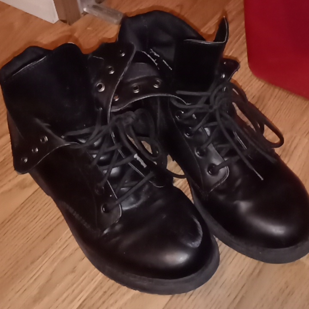 boots